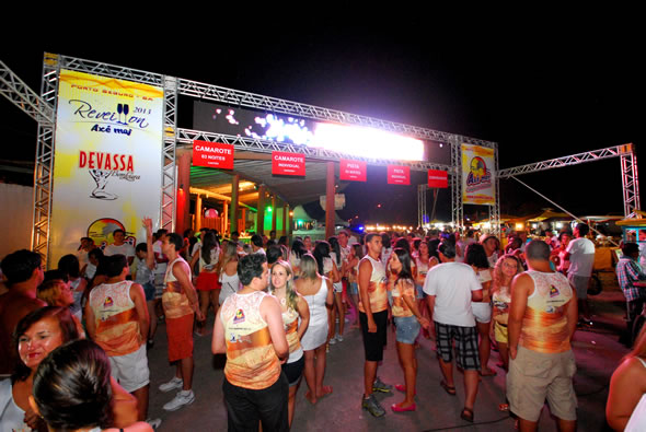 Reveillon Axé Moi 2013