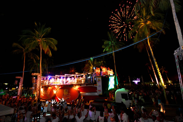 Reveillon Axé Moi 2013