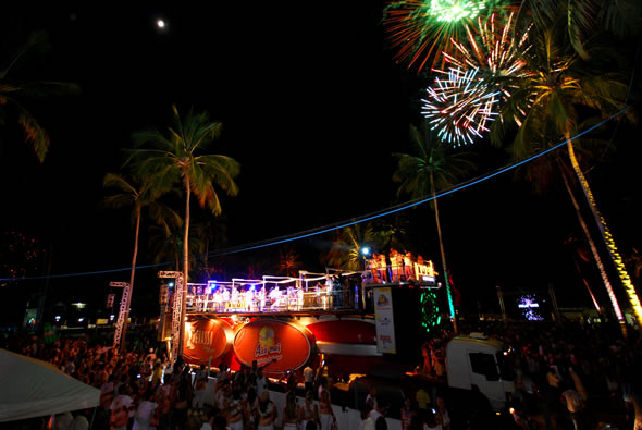 Reveillon Axé Moi 2013
