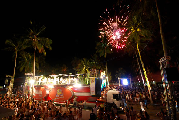 Reveillon Axé Moi 2013