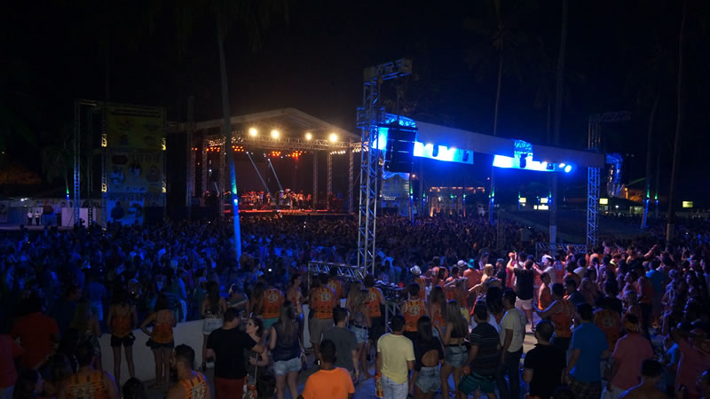 Reveillon Axé Moi 2016