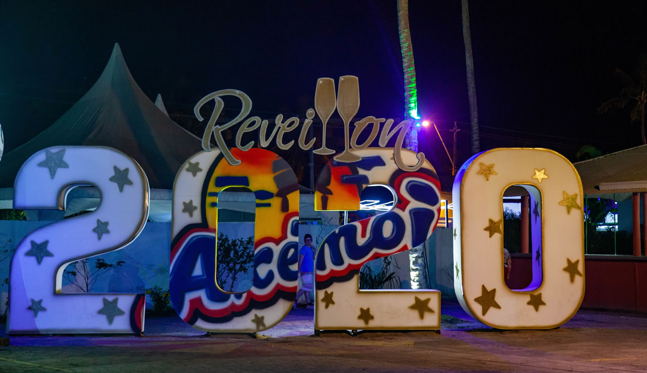 Reveillon Axé Moi 2020